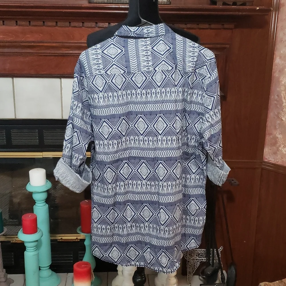 Men's Shirt Blue NWOT - Picture 2 of 3